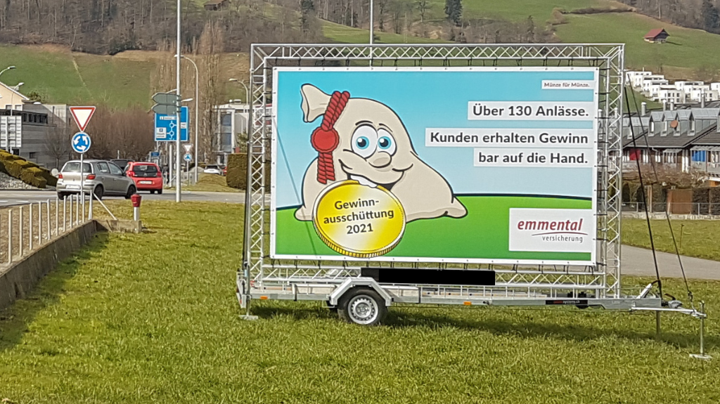 Mobile Anhängerwerbung für die Emmental Versicherung