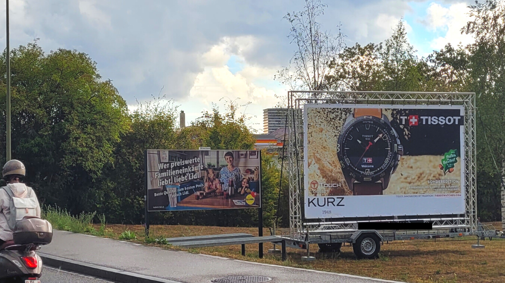 Tissot Uhrenwerbung durch die Firma Kurz